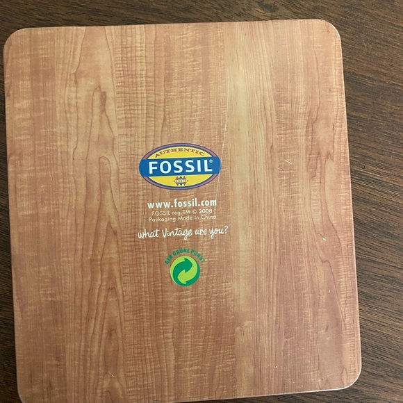 FOSSIL~Vintage look Fossil 2009 collectible desk calendar in great condition!!📆 - Picture 6 of 6